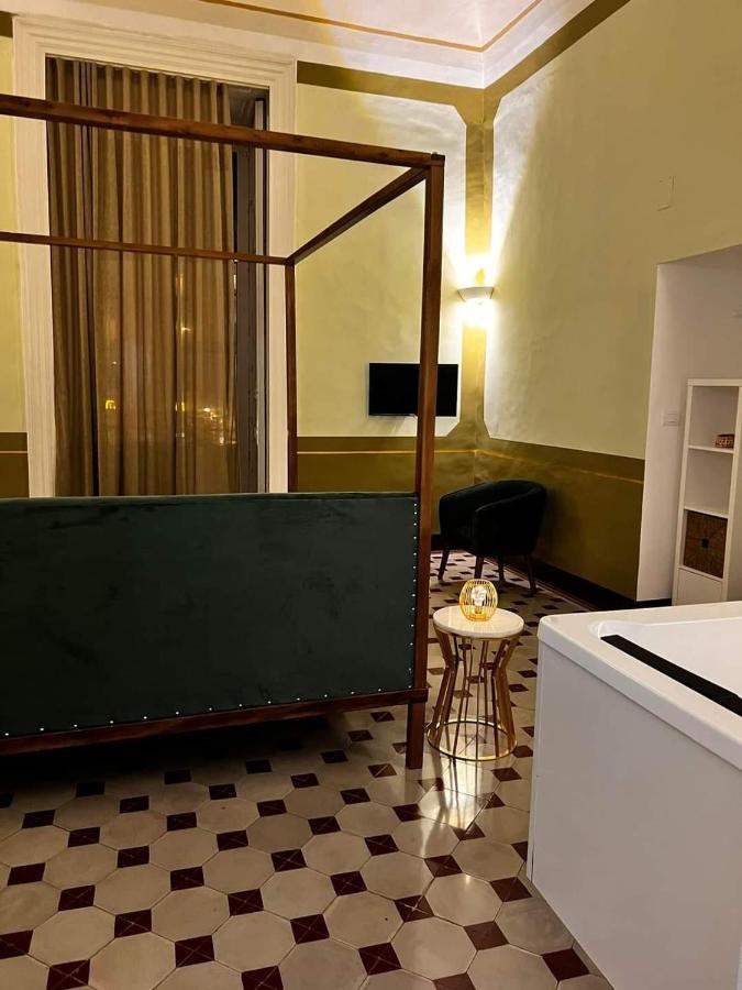 Toscano Palace Luxury Rooms Катания Экстерьер фото
