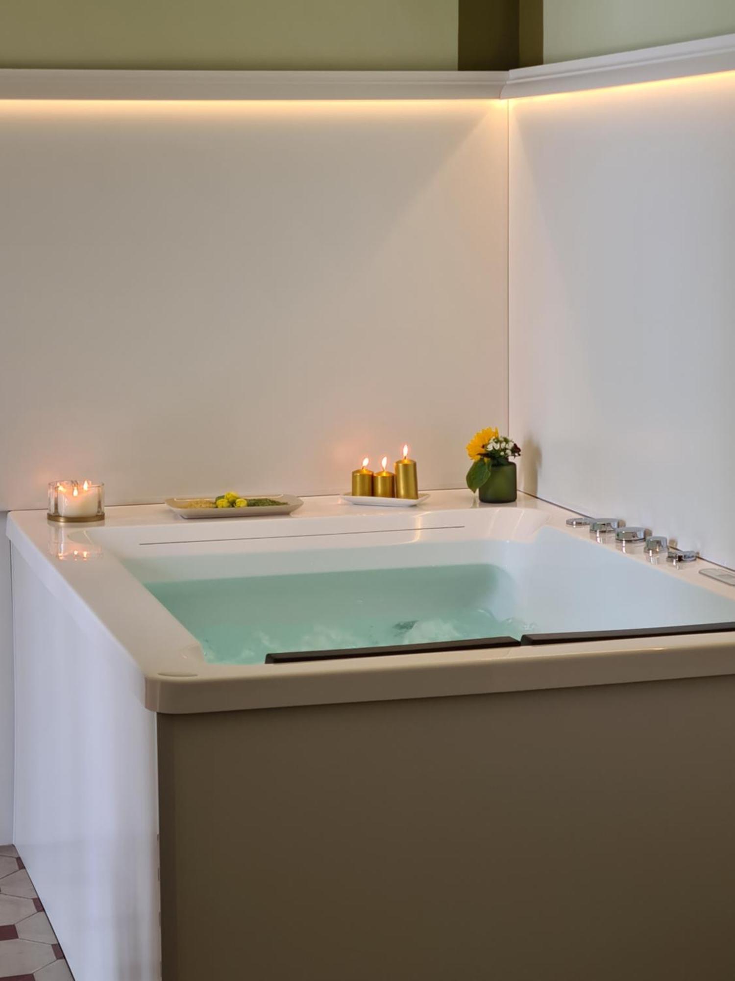 Toscano Palace Luxury Rooms Катания Экстерьер фото