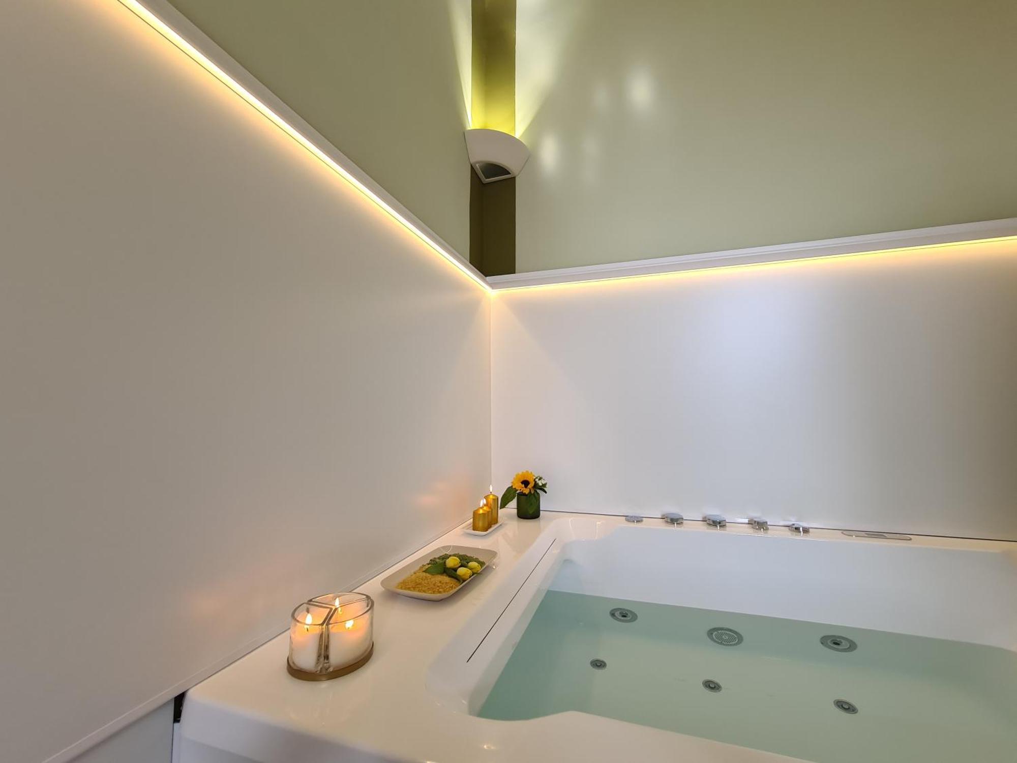 Toscano Palace Luxury Rooms Катания Экстерьер фото