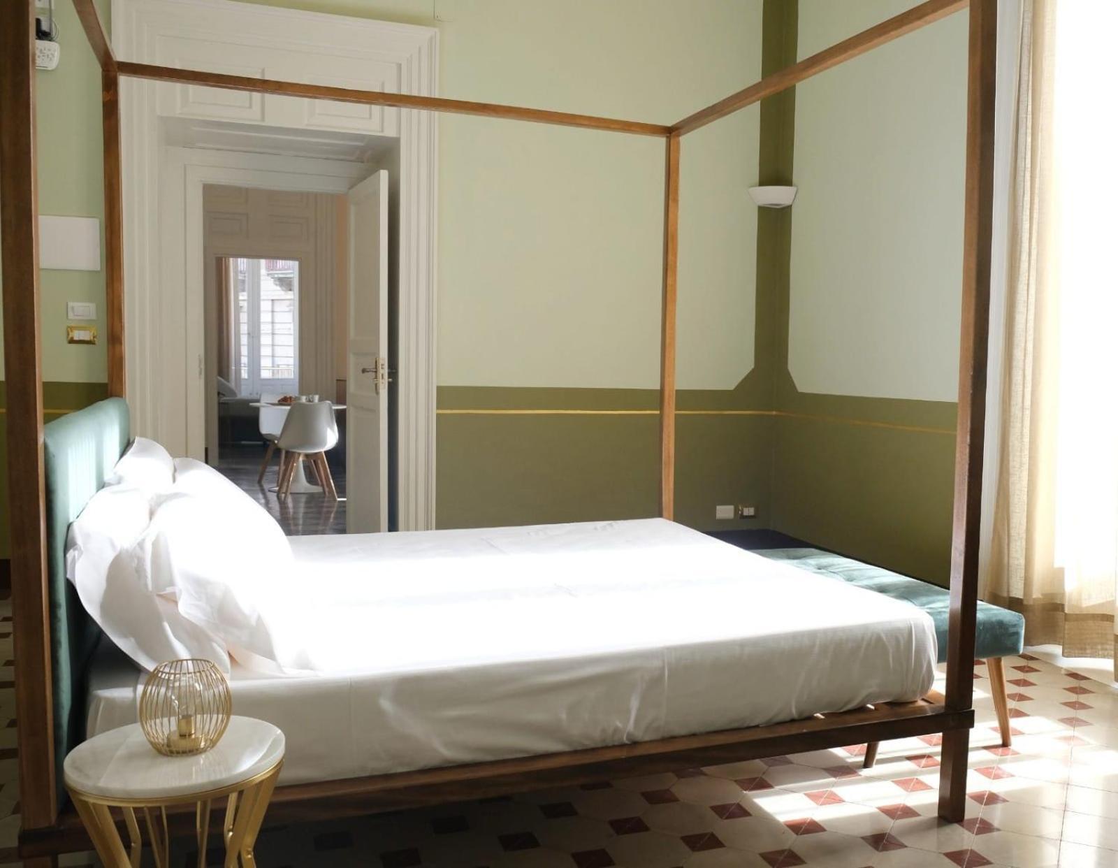 Toscano Palace Luxury Rooms Катания Экстерьер фото